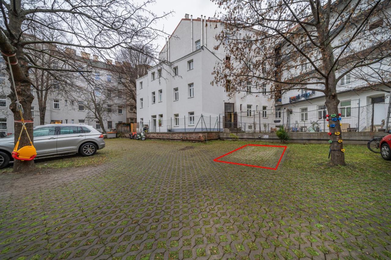 15 C&J'S Apartment Виена Екстериор снимка